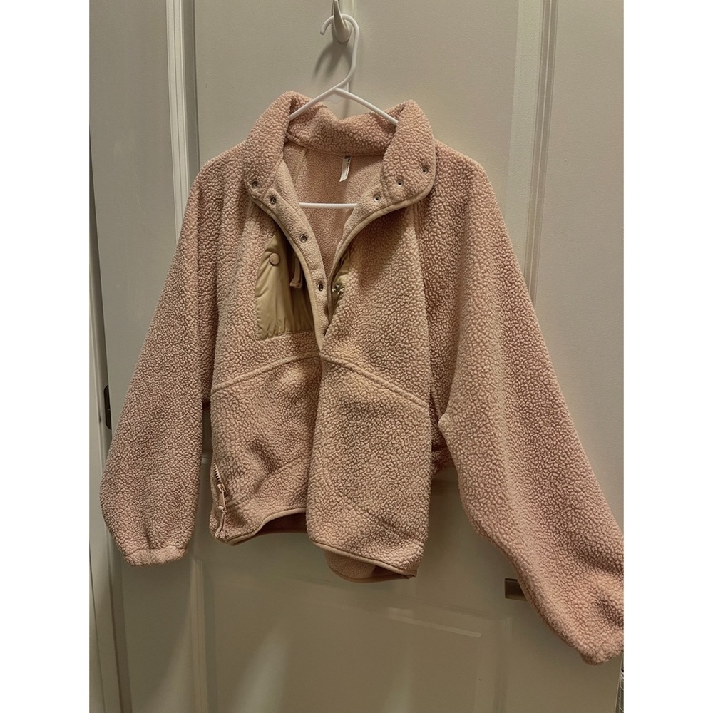 Free people hit the slope fleece jacket small dry rose color